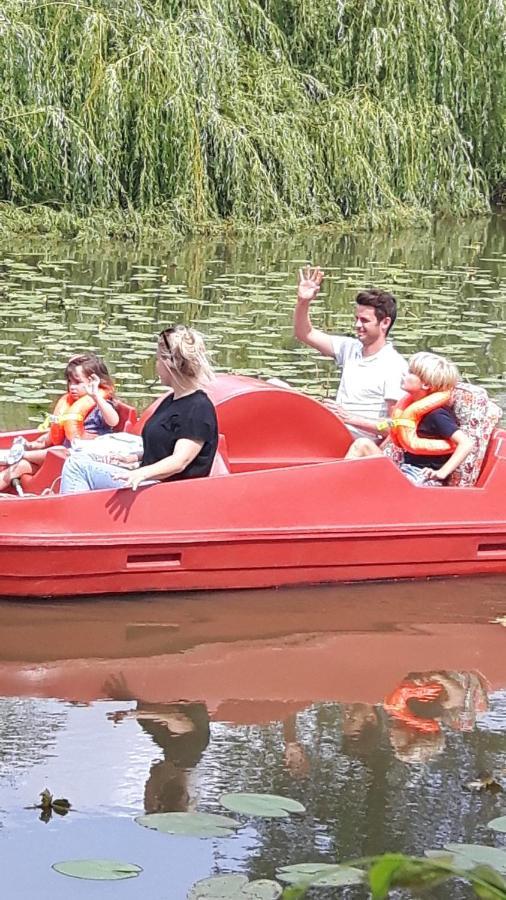 Prachtige Chalet Wabi Sabi Aan Het Water! 질 외부 사진