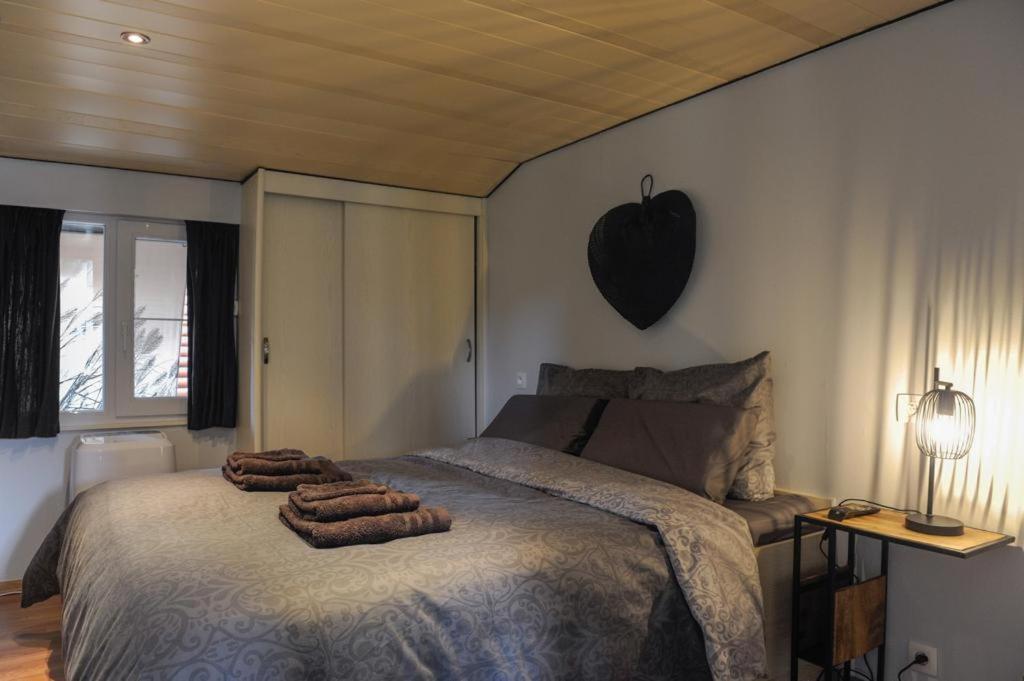 Prachtige Chalet Wabi Sabi Aan Het Water! 질 외부 사진